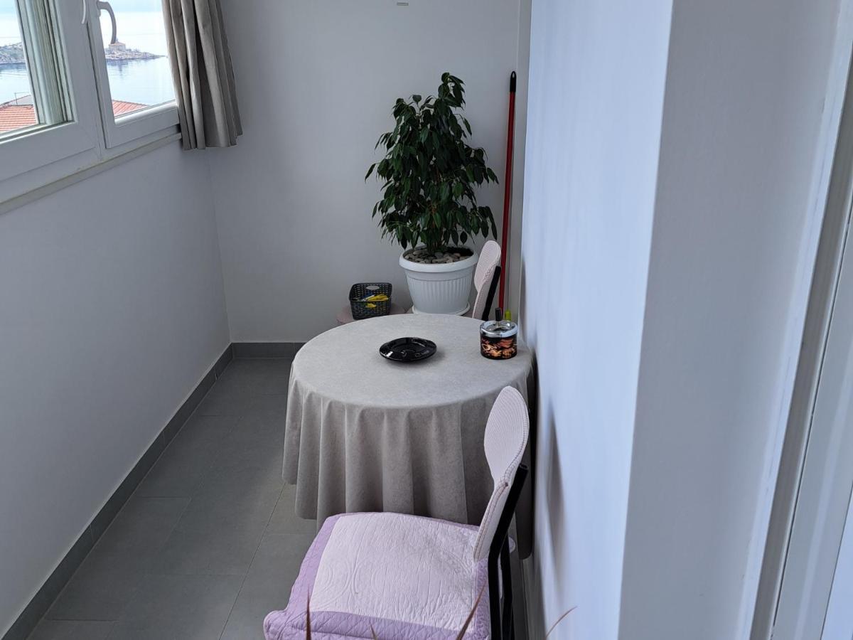 Beach Seaview Apartment Makarska Buitenkant foto